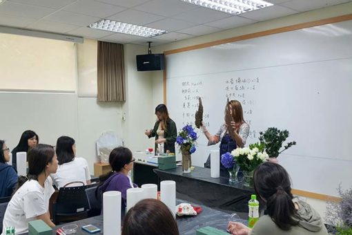 【106藝堂課 — 1】 藍綠之季-高型花器花藝設計 11